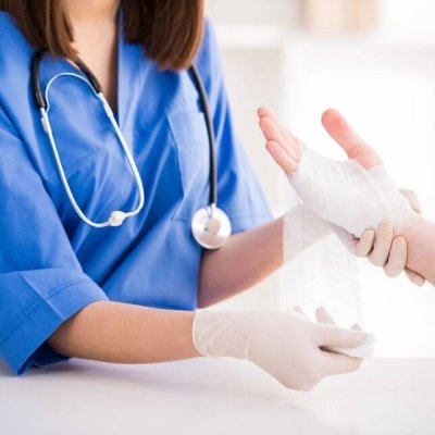 SNO TRAUMA AdobeStock_77881260